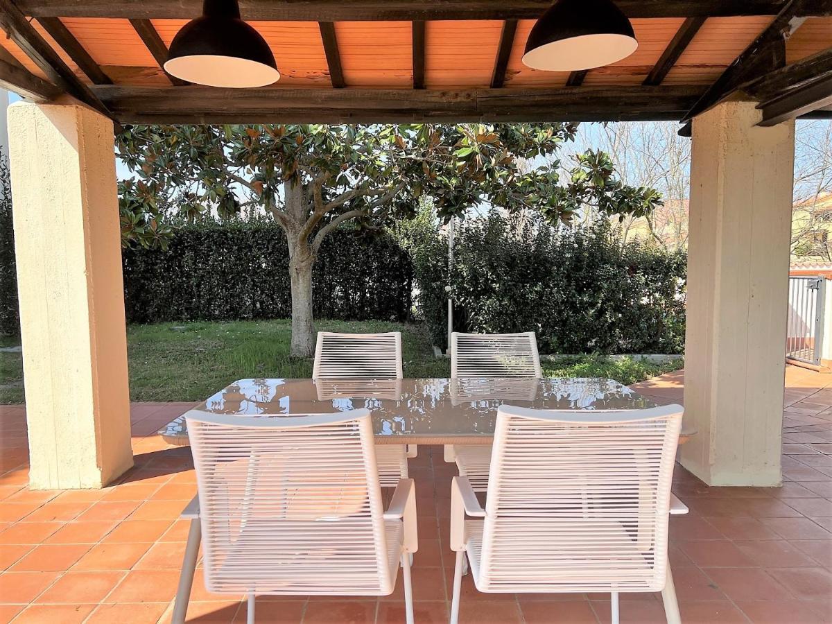 Villa Lavinia B&B Montescudaio Exterior photo